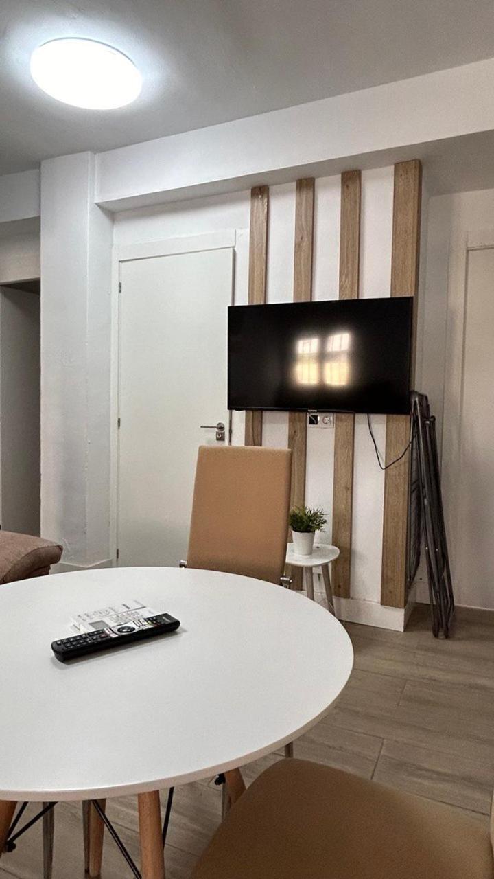 Piso Compartido Delyrent Acosta Jaén Exterior foto